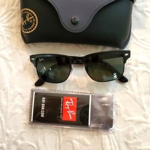 Ray ban clubmaster square